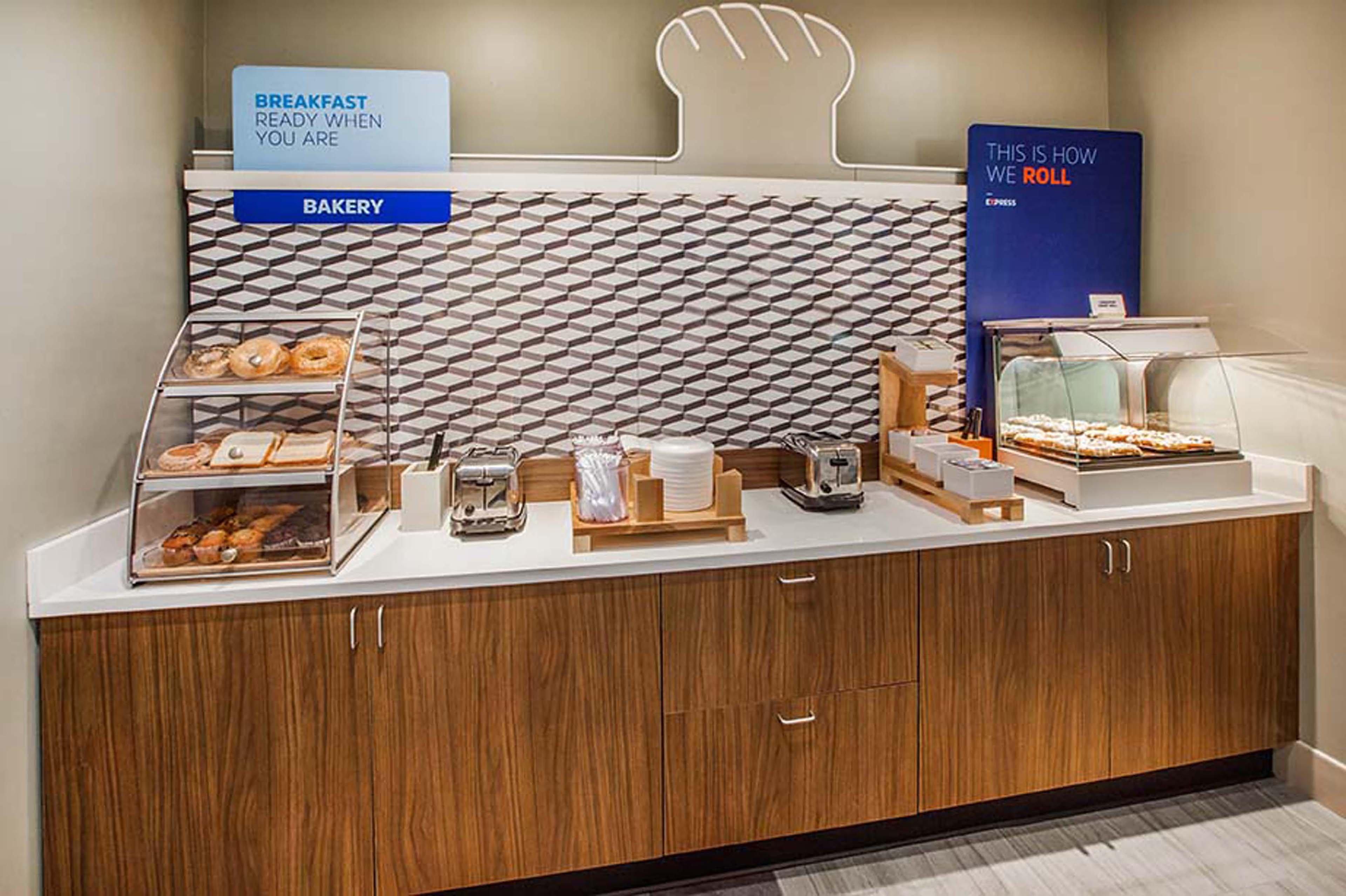 Holiday Inn Express & Suites Gonzales By Ihg Eksteriør billede