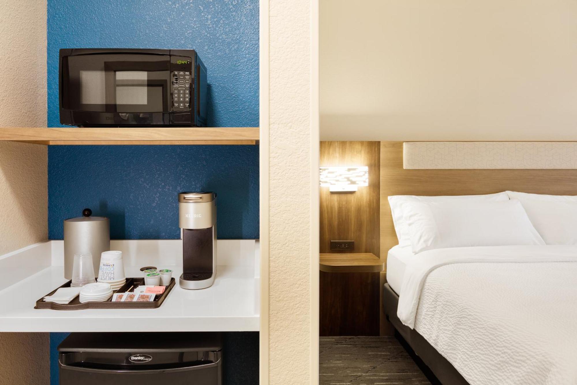 Holiday Inn Express & Suites Gonzales By Ihg Eksteriør billede