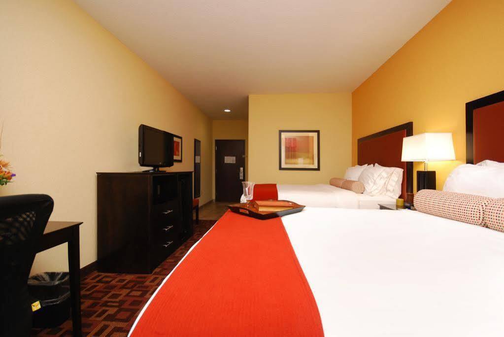 Holiday Inn Express & Suites Gonzales By Ihg Eksteriør billede